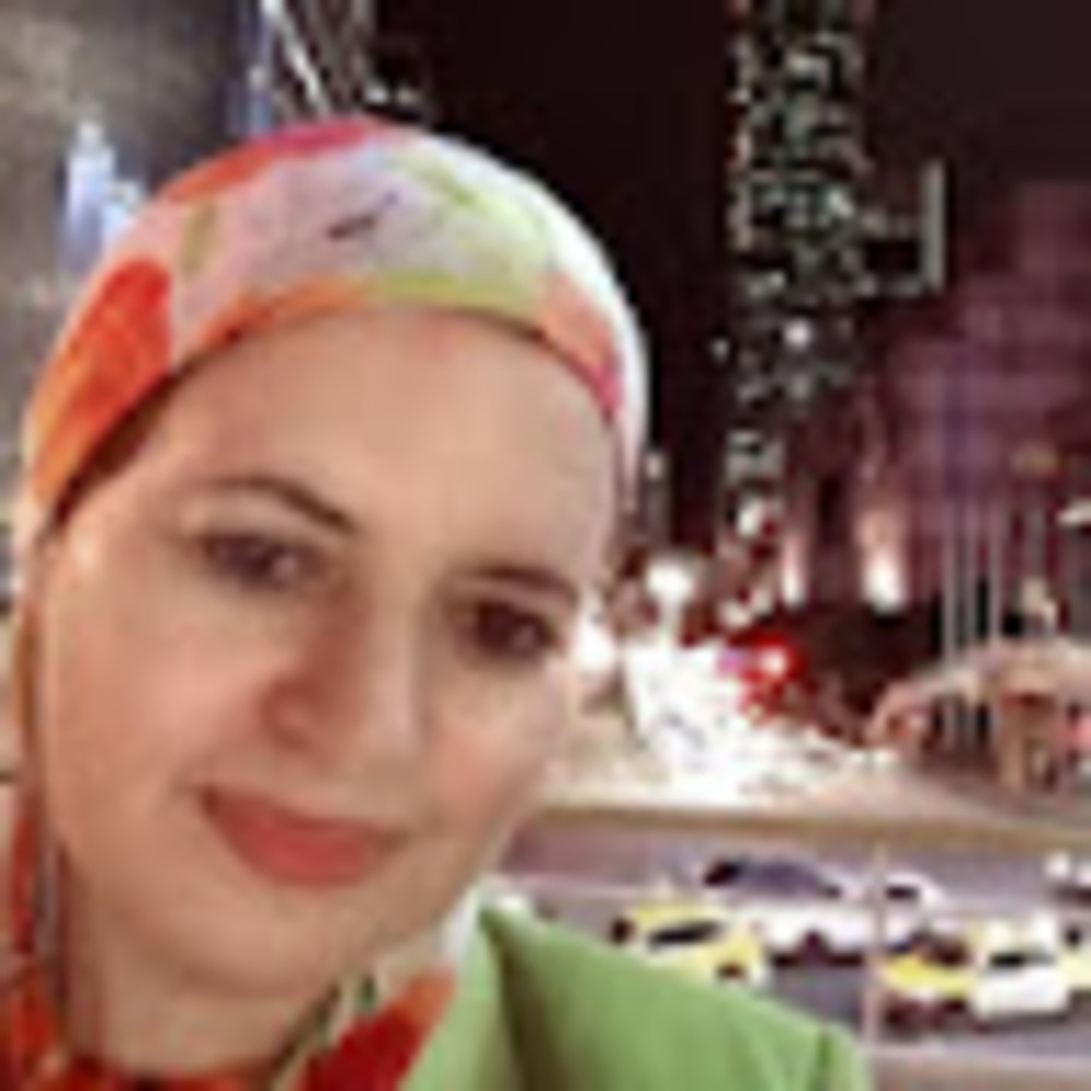 Meet your Posher, Ghada